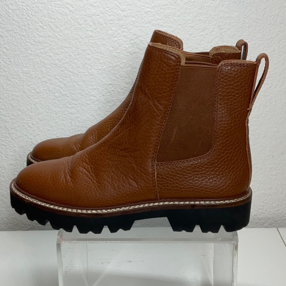 Madewell City Walk Lug Sole Chelsea Boot English Saddle Size 6 - Picture 3 of 11